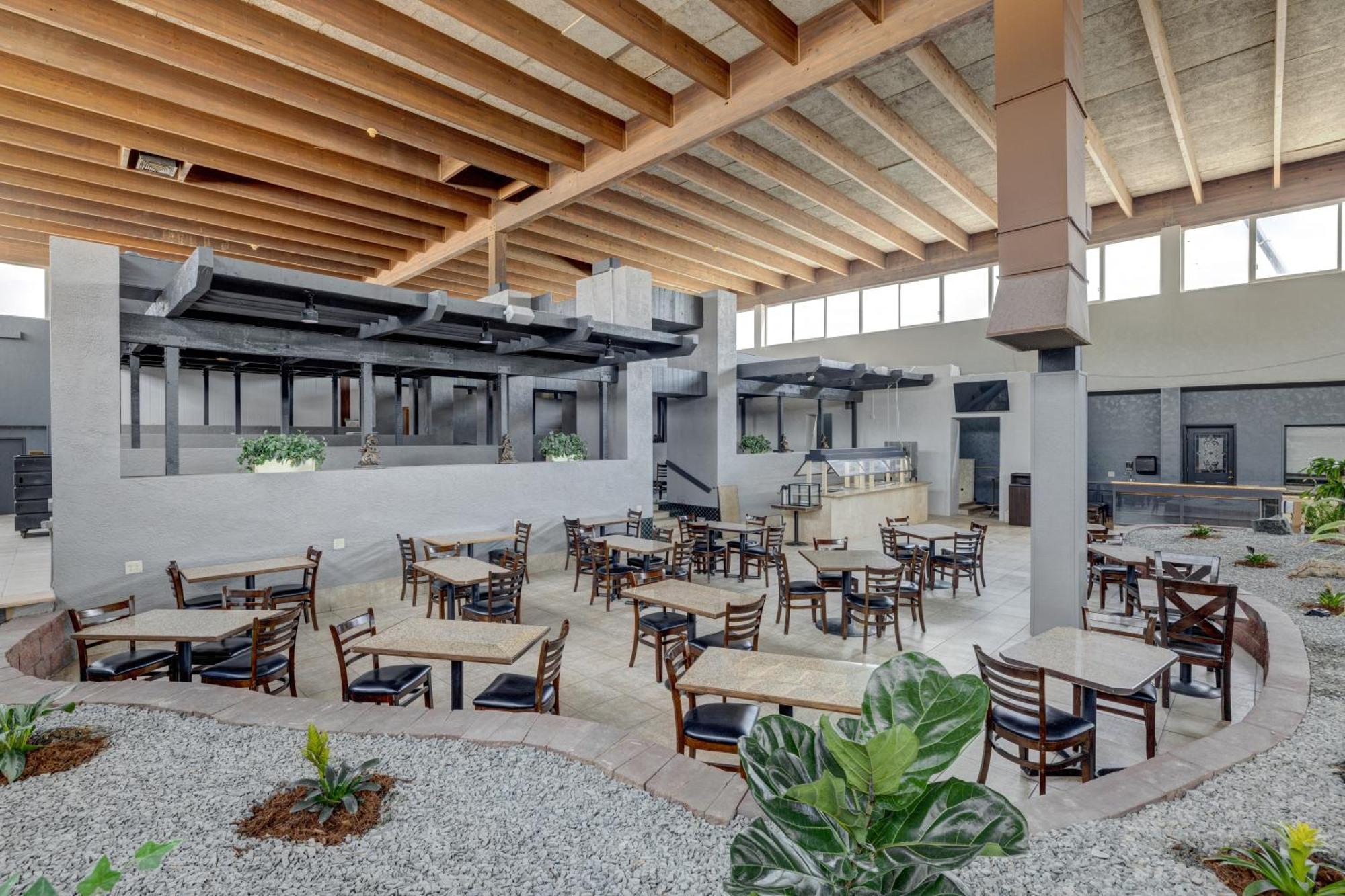 Riverside Hotel Casper Bagian luar foto