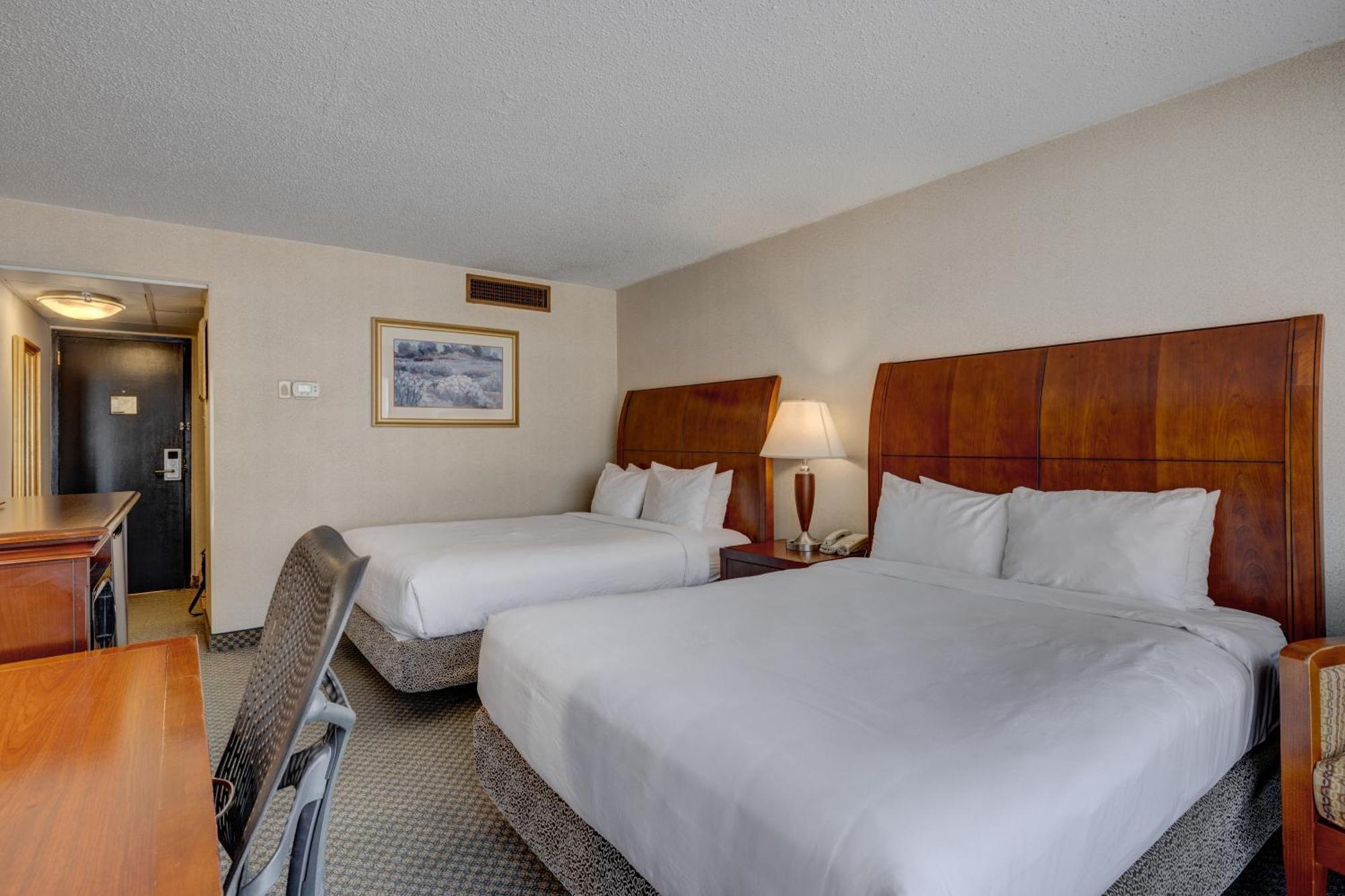 Riverside Hotel Casper Bagian luar foto