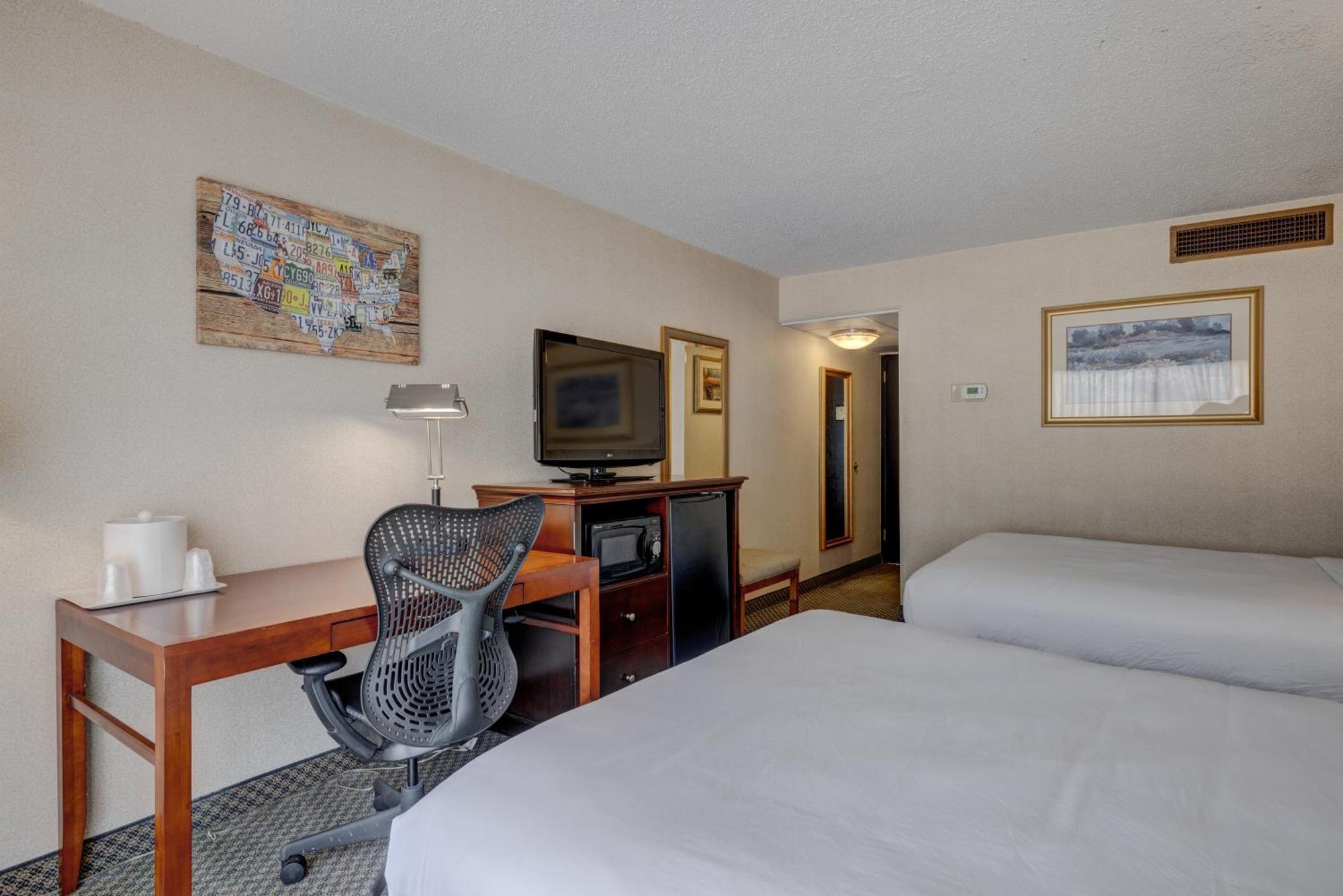Riverside Hotel Casper Bagian luar foto
