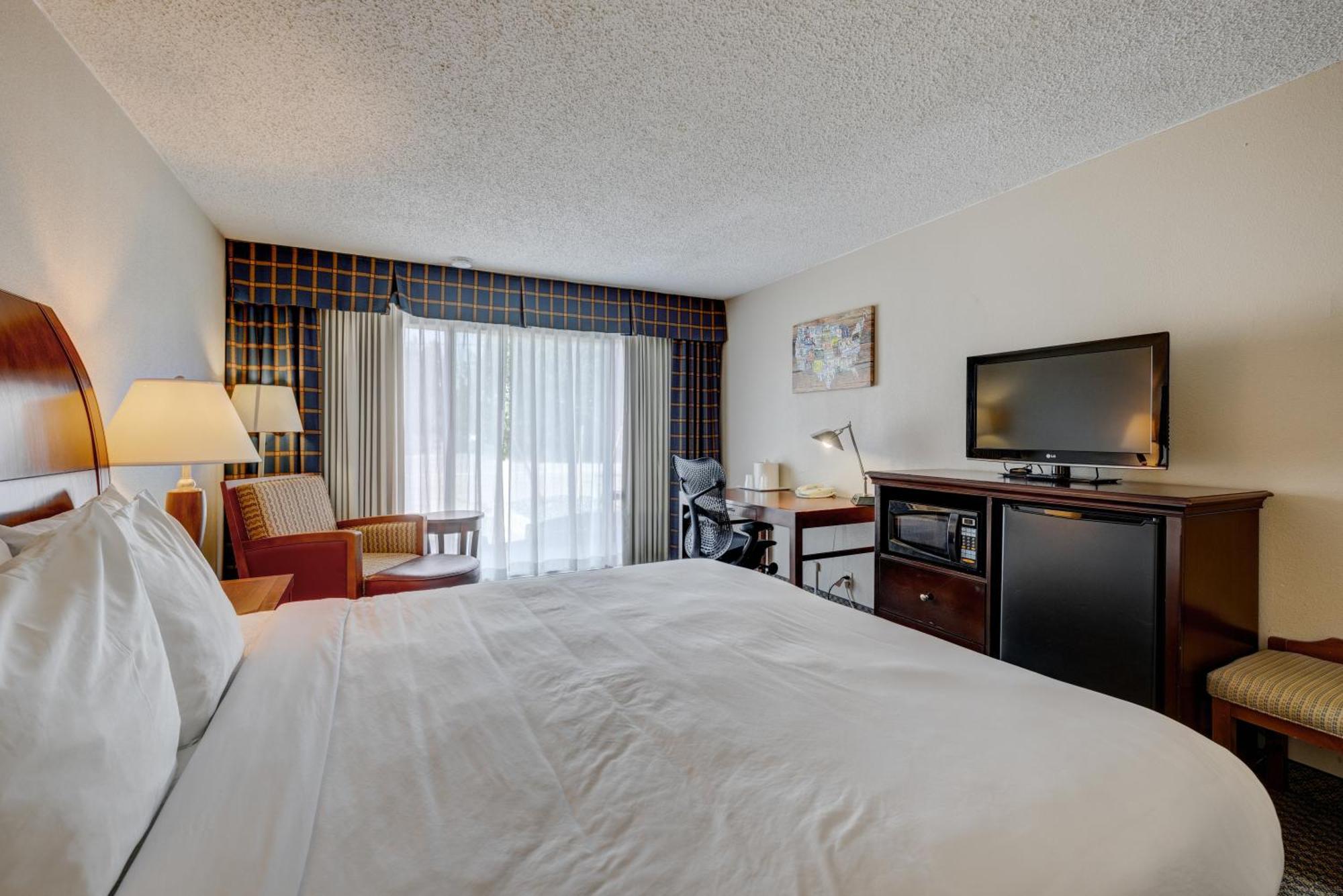 Riverside Hotel Casper Bagian luar foto